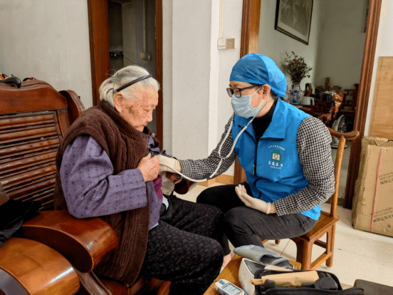 孕產婦,老年人,慢性病患者,嚴重精神障礙患者和肺結核患者)健康管理