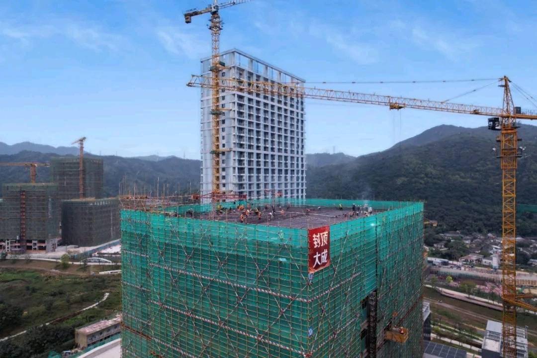 位于深圳市深汕特别合作区鲘门镇,由深汕投控集团公司投资24