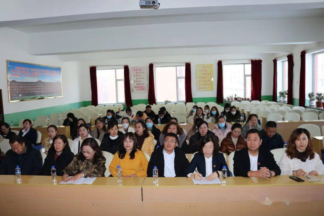 聚焦核心素养,优化作业设计—— 江源区教师进修学校组织召开石人学区