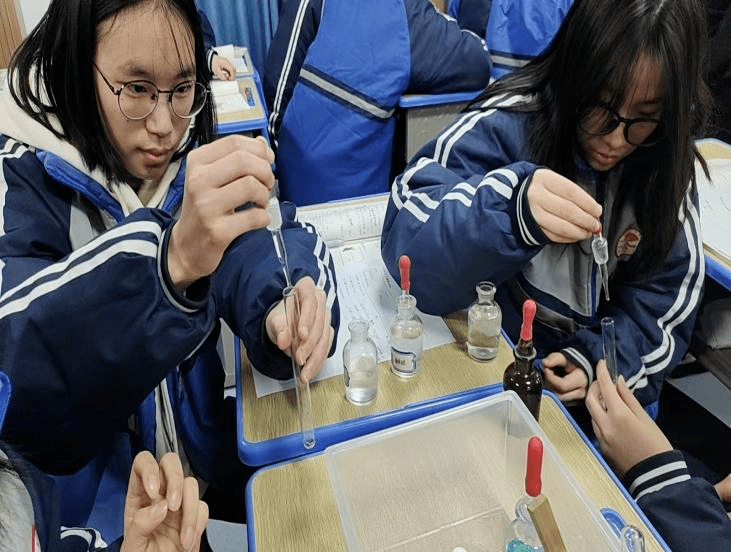 《小气球大化学-分子的空间结构》醴陵市第三中学的马瑶老师执教《氮