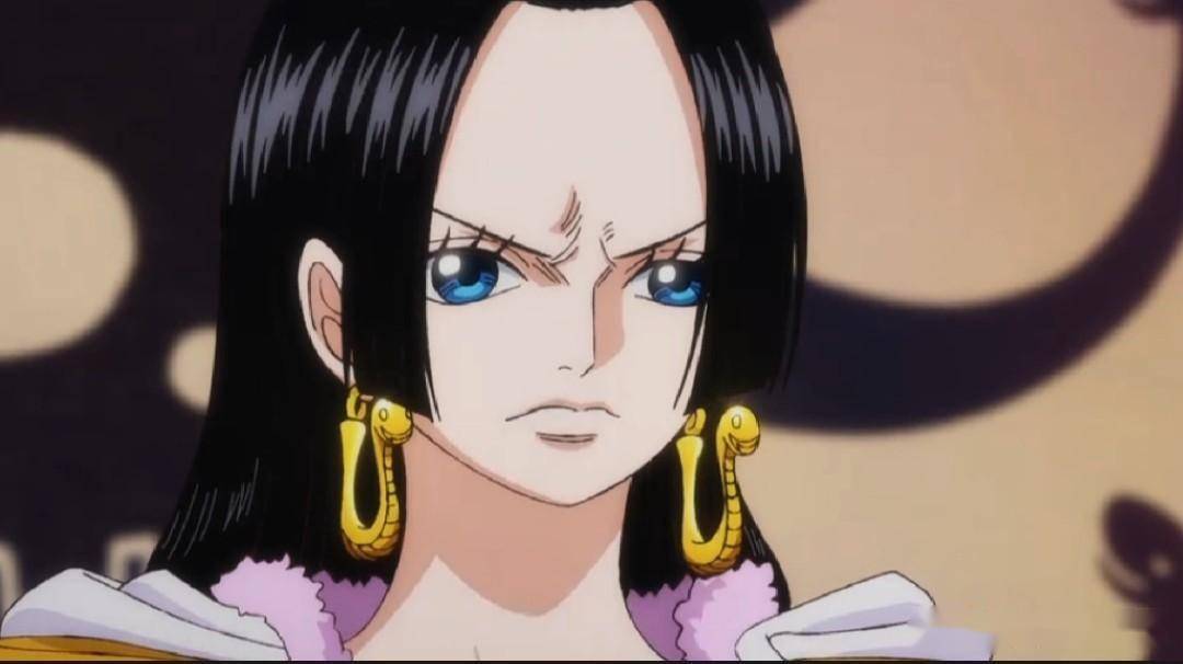 海贼王1087话,黑胡子和女帝悬赏令公布,女帝不敌黑胡子被抓_雷利_鹰眼