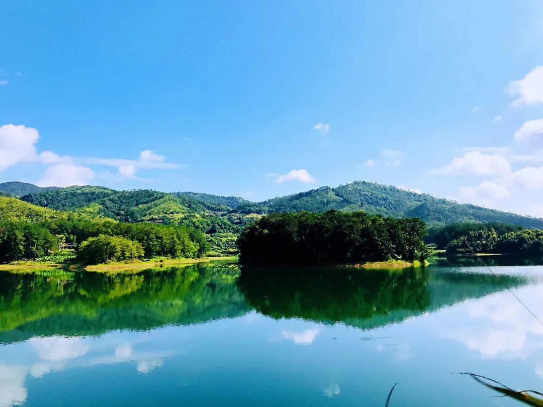 烏逕鎮有著國家級溼地公園——孔江國家溼地公園,孔江水庫為北江源頭