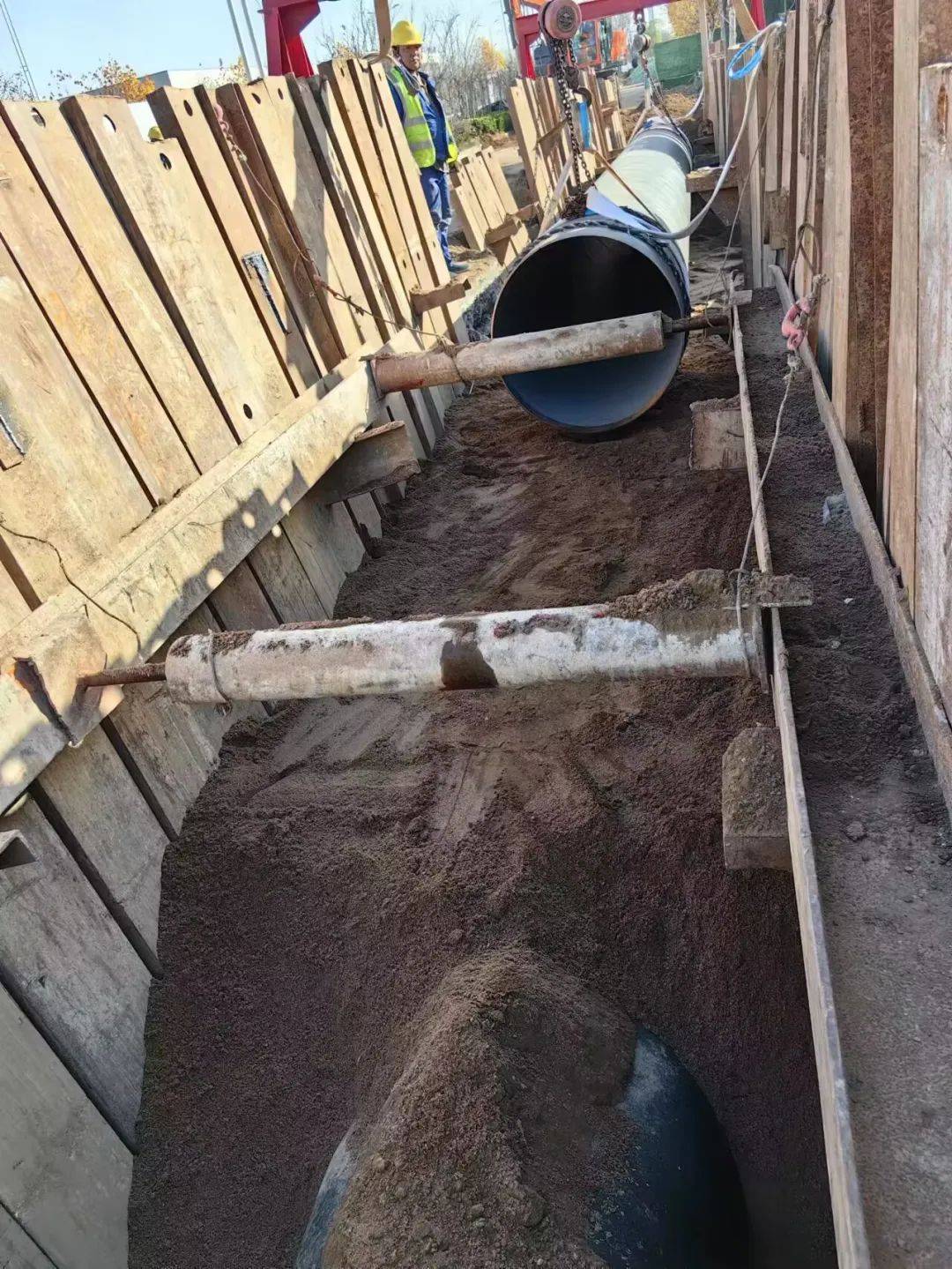 【新闻晚餐】第三届"皖西杰出工匠"评选启动//男子酒驾"移动加油站"