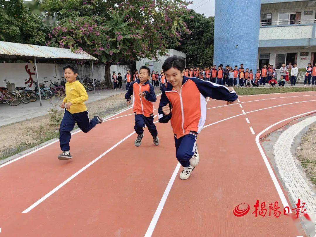 揭阳华侨初级中学(揭阳华侨初级中学郑锦填)