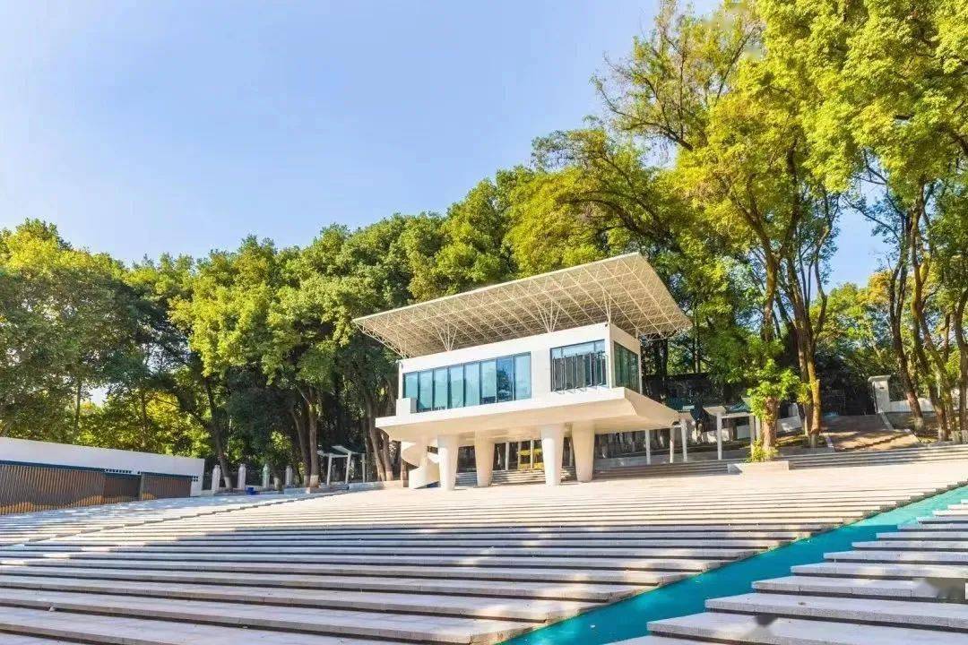 桂子山校区南湖校区点击这里查看华中师范大学校园地图国际文化交流