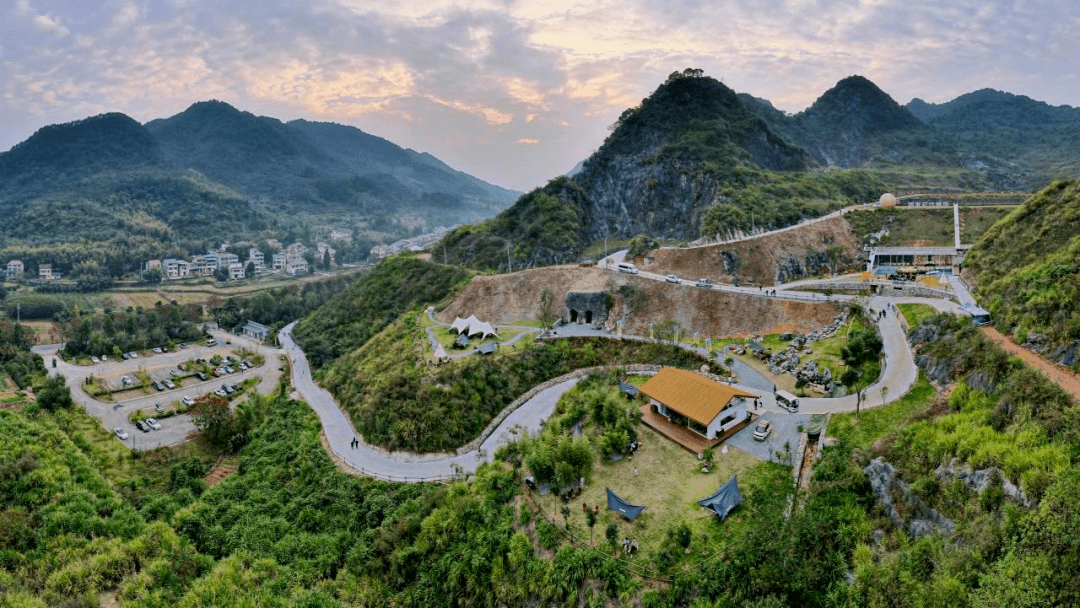 03 矿山营地常山自古多奇石,是中国观赏石之乡.