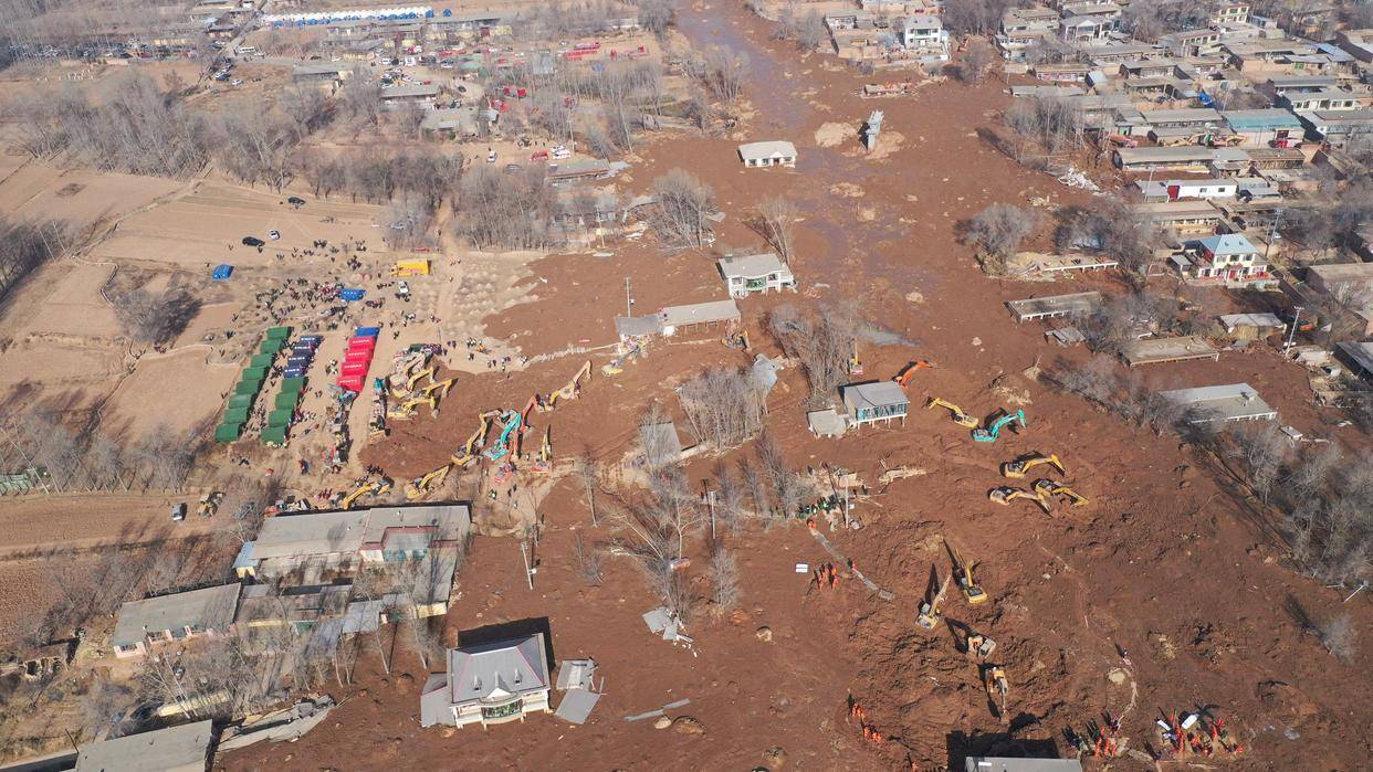 青海大地震图片