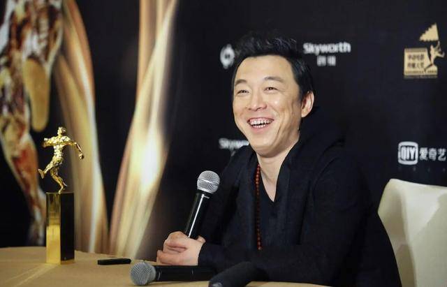 糟糠之妻不可弃:黄渤与"隐藏22年"的老婆小欧的深厚感情_事业_风雨