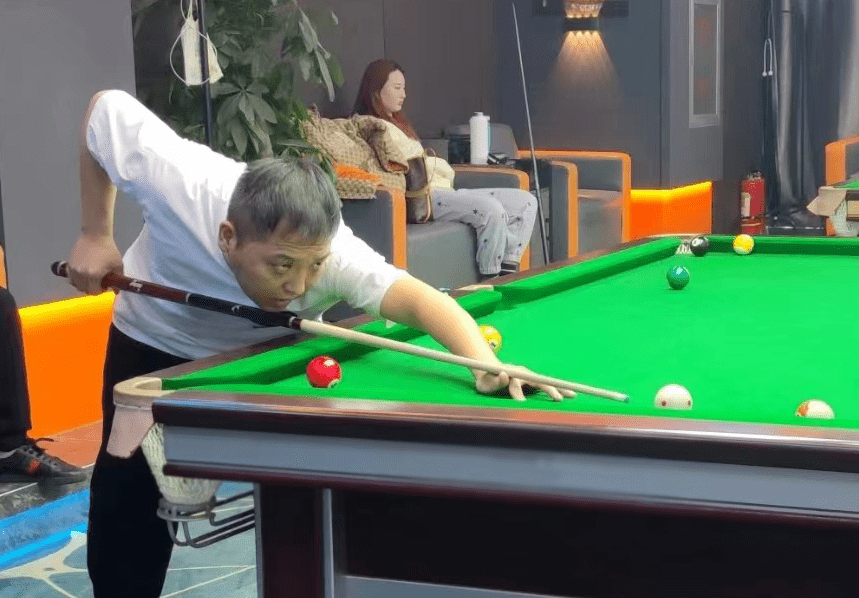 皮尔力战将赵岩昊力克张磊,崔明君,晋级2023河北涿州中式台球公开赛4
