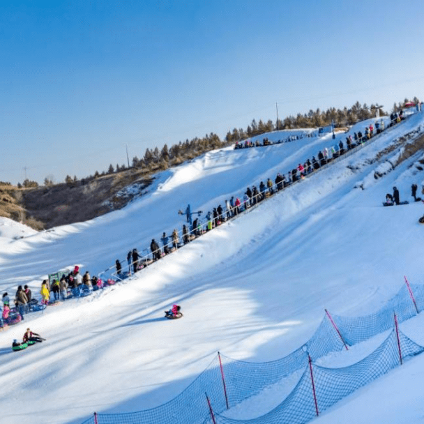 包头南海公园滑雪场图片