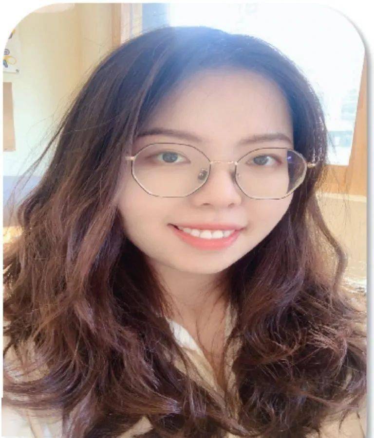 "数学老师王佳慧【座右铭】潼之一字,似水温柔而自由,立于世间,脚踏实