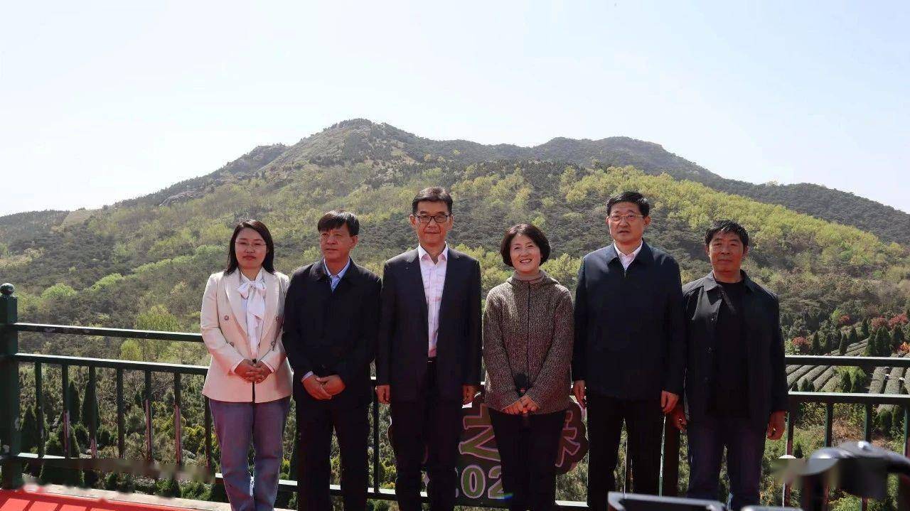 山东广播电视台少儿频道总监张玉红女士出席