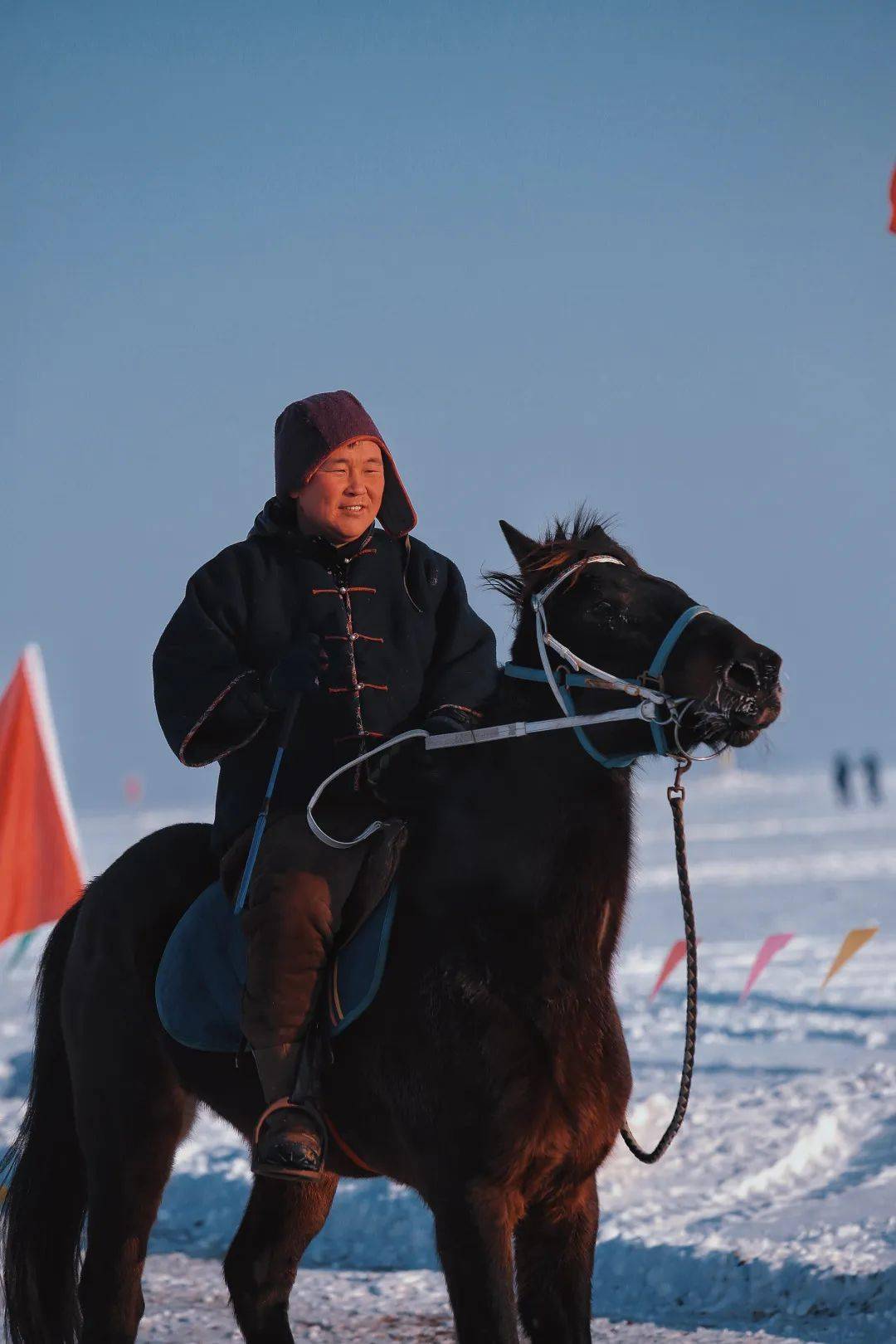 冰雪文化运动旅游季透过摄影师镜头看骏马纵横驰骋