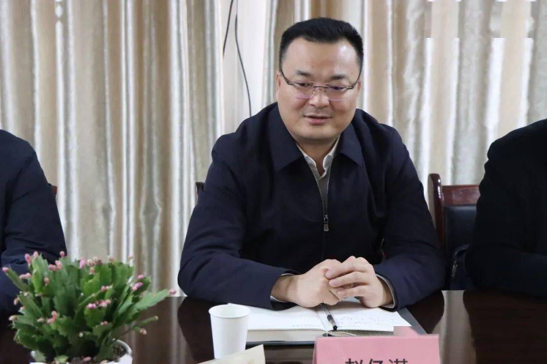 1月2日,新年伊始,汉台区政府主要领导赵亿谋,副区长周