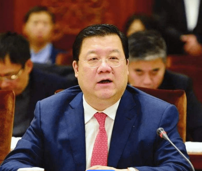 程峰被公诉,故意隐瞒不报境外存款,因公出境期间出入赌场赌博_上海