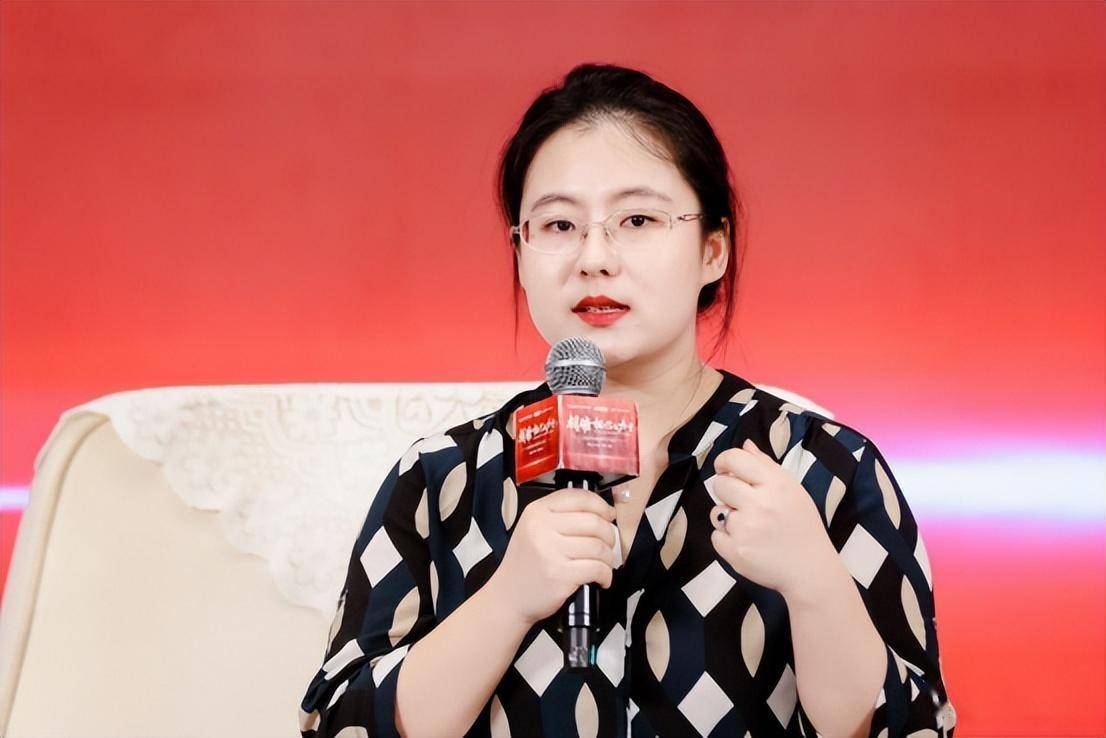 段睿此次活动还举行公益捐赠仪式.